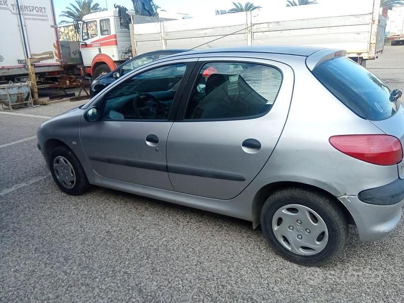 Usata Peugeot 206 2000 Grigio Berlina