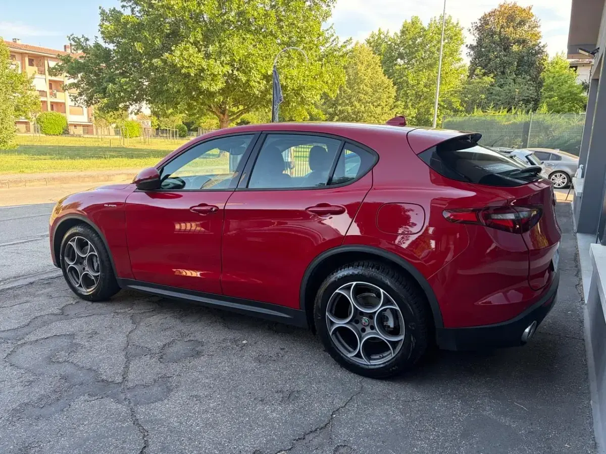 Usata Alfa Romeo Stelvio Executive 190 CV (139 kW) 2021 Rosso SUV