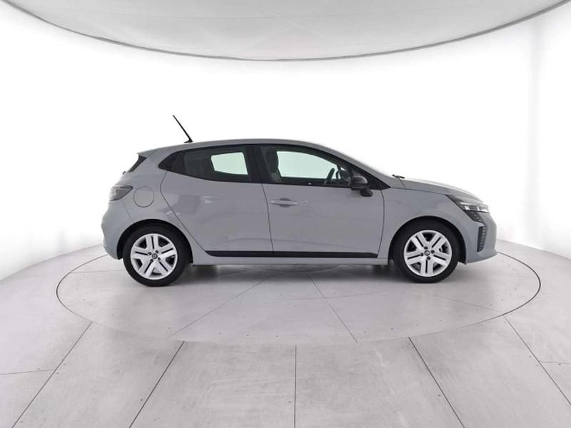 Usata Renault Clio V Evolution 94 CV (69 kW) 2024 Grigio aviation Berlina