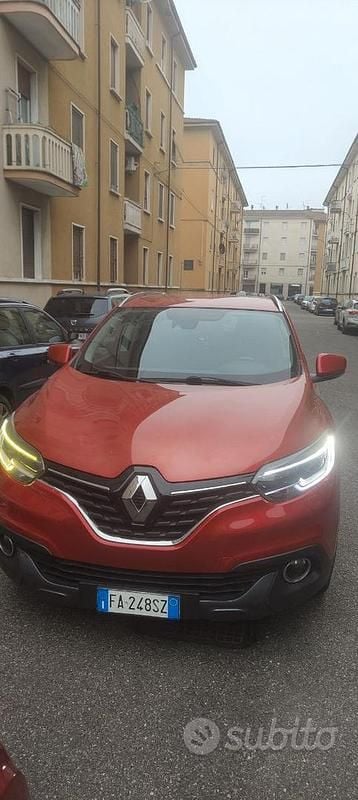 Usata Renault Kadjar 110 CV (80 kW) 2015 Rosso SUV