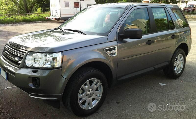 Usata Land Rover Freelander 2 SE 150 CV (110 kW) 2010 Grigio SUV