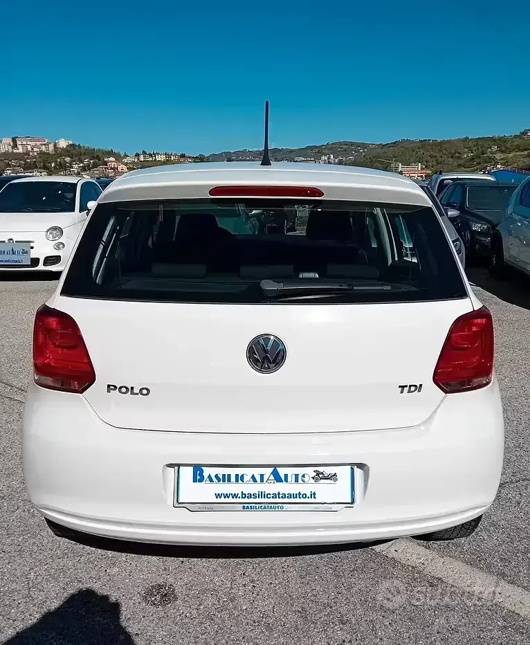 Usata VW Polo United 75 CV (55 kW) 2011 Bianco Utilitaria