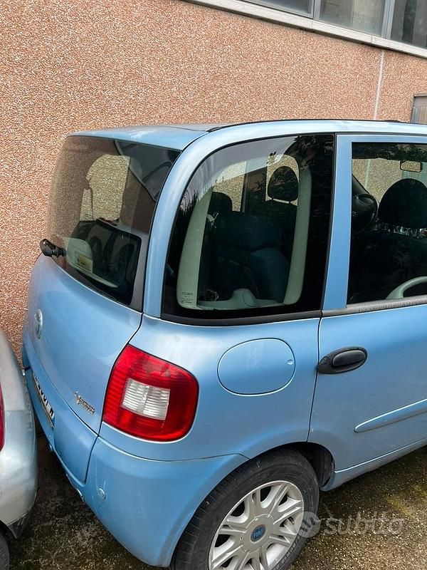 Usata Fiat Multipla 2005 Blu Monovolume