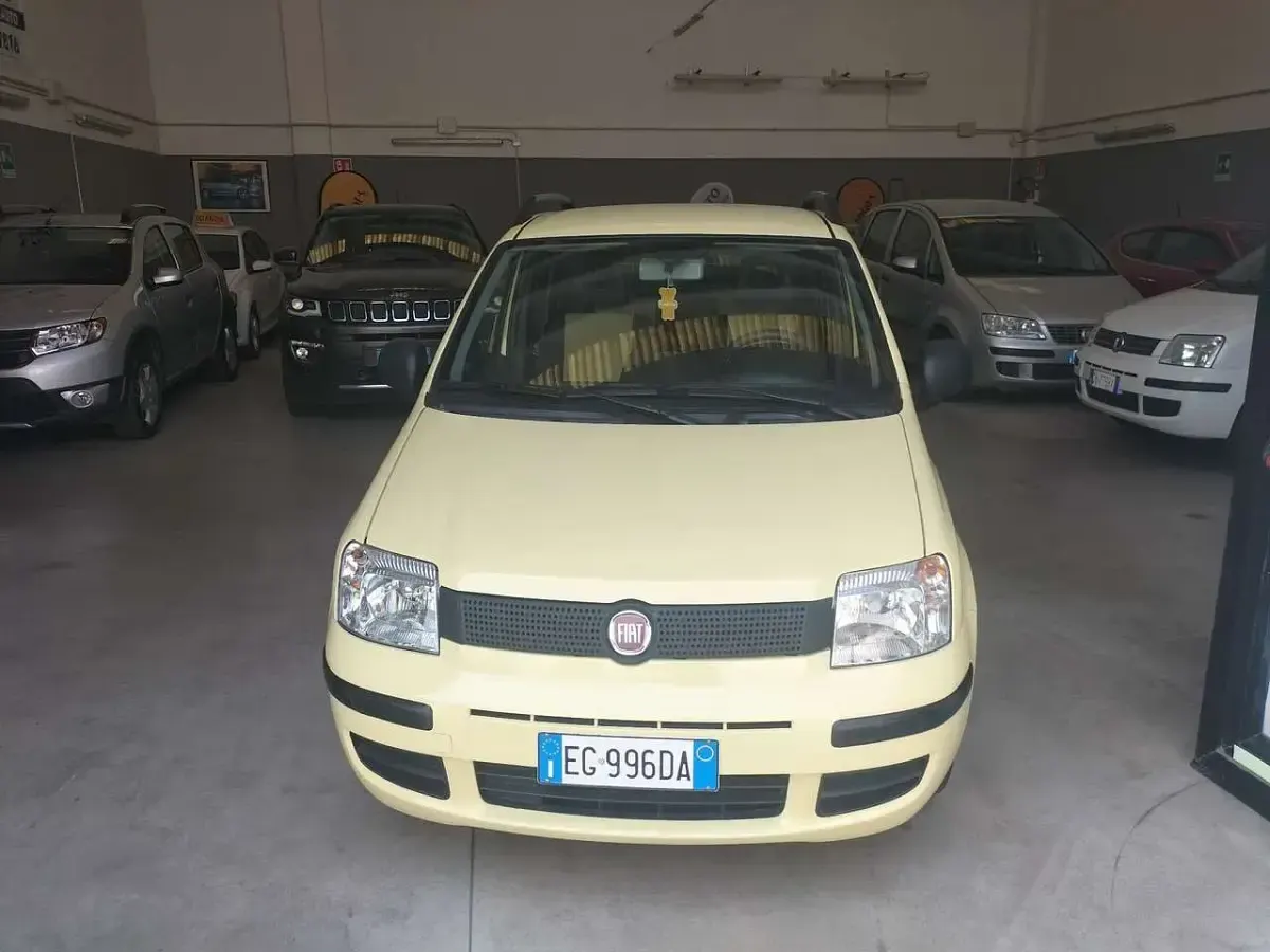Usata Fiat Panda 69 CV (50 kW) 2011 Giallo Utilitaria