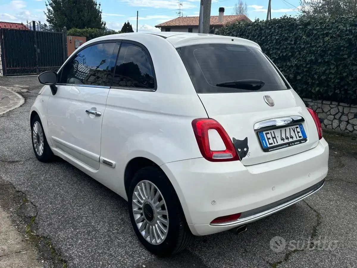 Usata Fiat 500 Lounge 85 CV (62 kW) 2011 Bianco