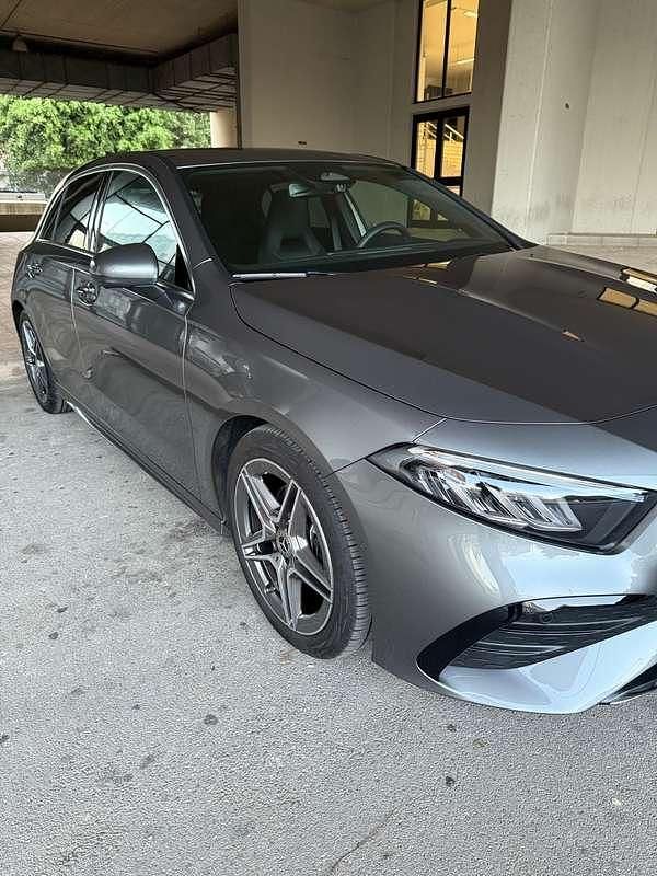 Usata Mercedes A180 Advanced Plus 116 CV (85 kW) 2025 Grigio Berlina