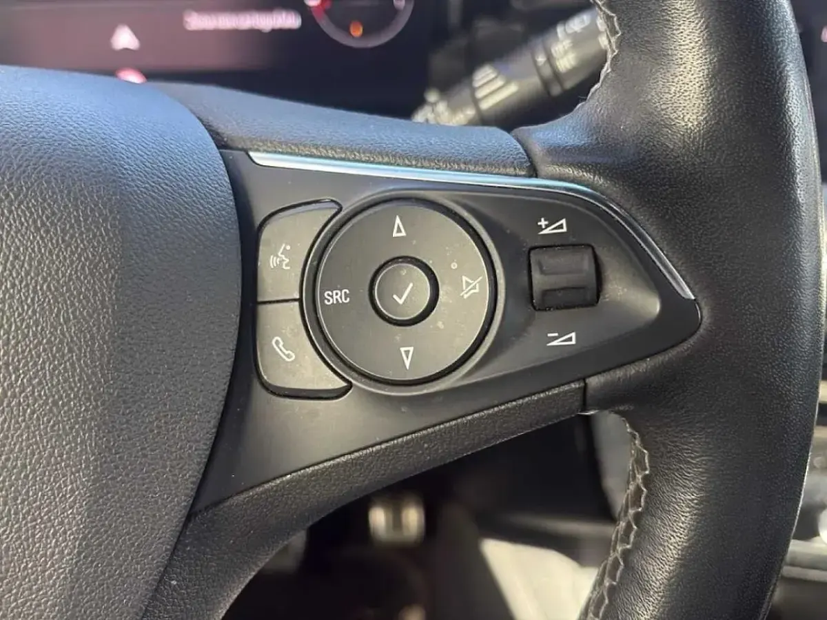 Usata Opel Mokka Ultimate 131 CV (96 kW) 2022 Nero SUV
