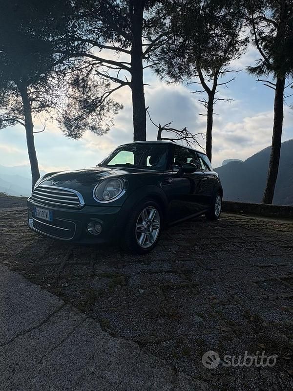 Usata Mini Cooper D 112 CV (82 kW) 2010 Verde Utilitaria