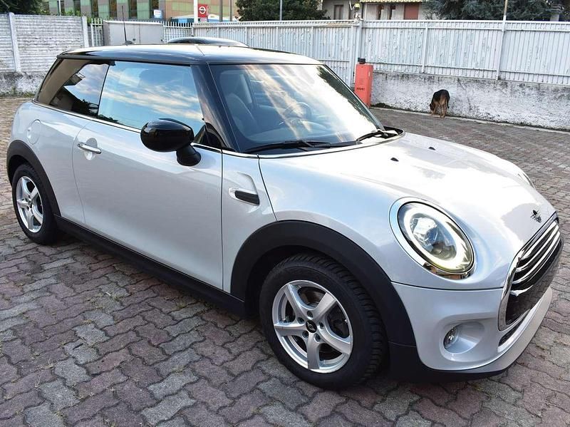 Bianco perlato Usata 2021 Mini Cooper Due volumi | 17.500 € (Super prezzo) - Immagine 1/4
