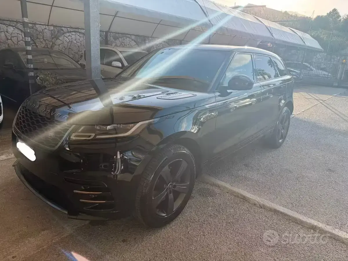 Usata Land Rover Range Rover Velar R-Dynamic 241 CV (177 kW) 2019 Nero SUV