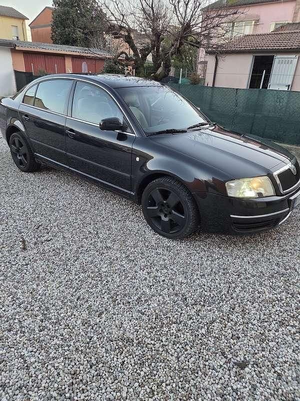 Usata Skoda Superb Classic 131 CV (96 kW) 2005 Berlina