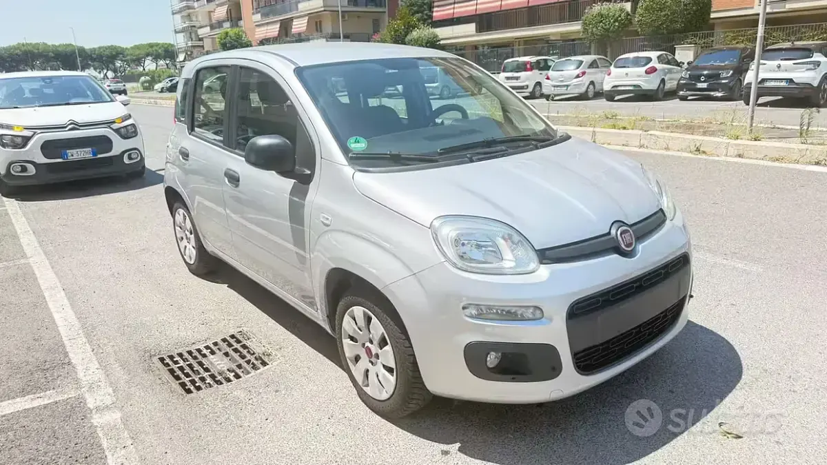 Usata Fiat Panda Lounge 69 CV (50 kW) 2016 Grigio Utilitaria