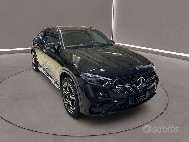 Usata Mercedes GLC300 2023 Nero Coupé
