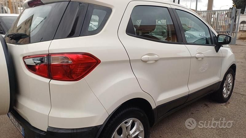 Usata Ford Ecosport Titanium 95 CV (69 kW) 2016 Bianco SUV