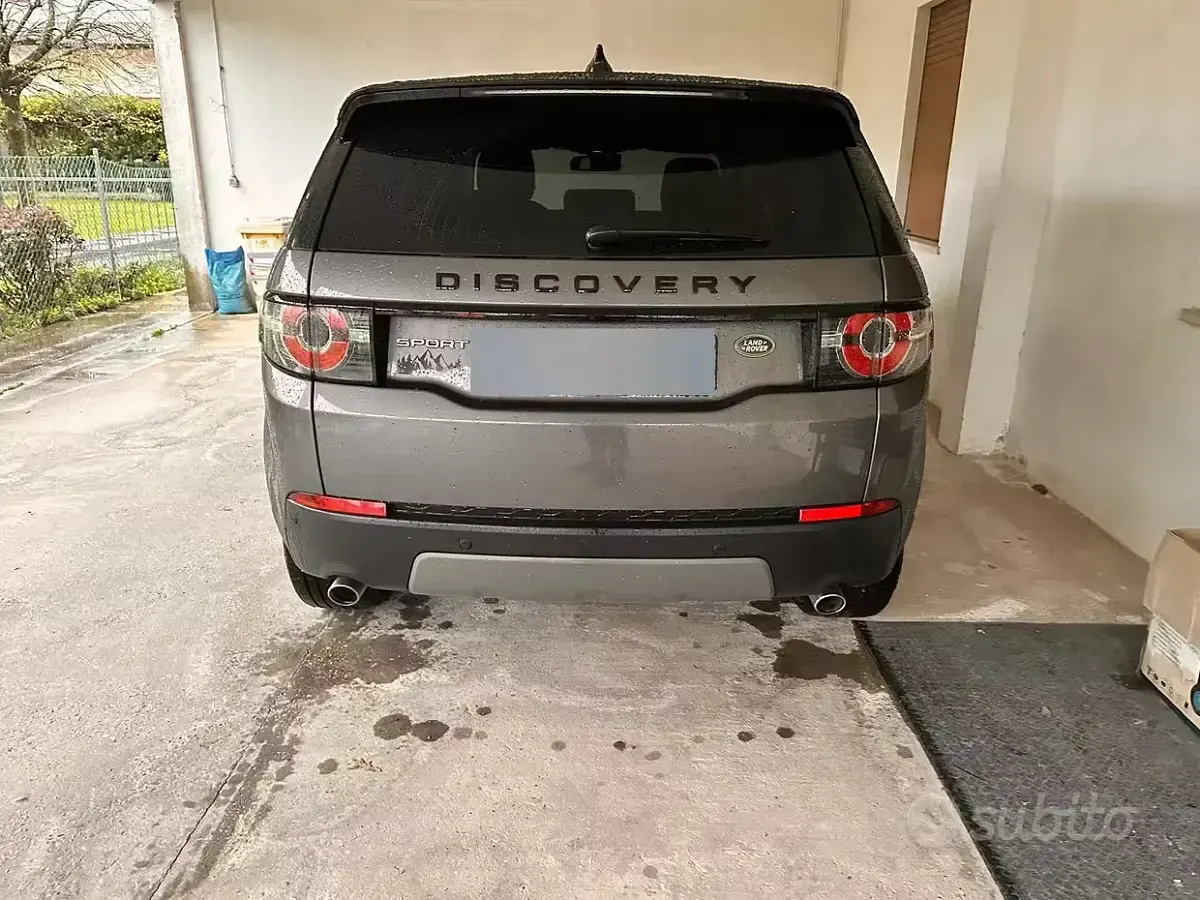 Usata Land Rover Discovery Sport 150 CV (110 kW) 2017 Grigio SUV