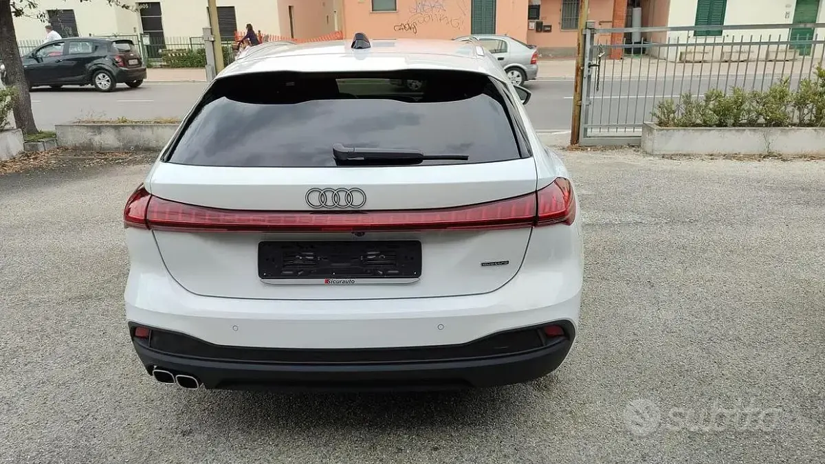 Usata Audi A5 S-Line 204 CV (150 kW) 2025 Bianco Station wagon