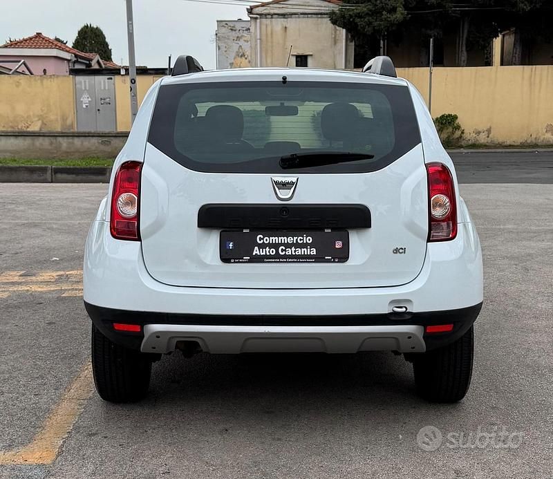 Usata Dacia Duster Lauréate 107 CV (78 kW) 2012 Bianco SUV