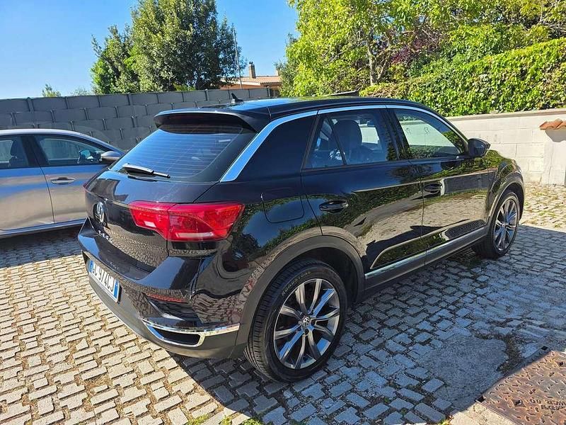 Usata VW T-Roc Style 116 CV (85 kW) 2018 Nero SUV