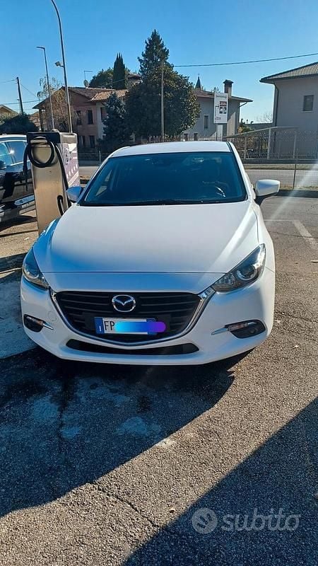 Usata Mazda 3 Evolve 105 CV (77 kW) 2018 Bianco Berlina