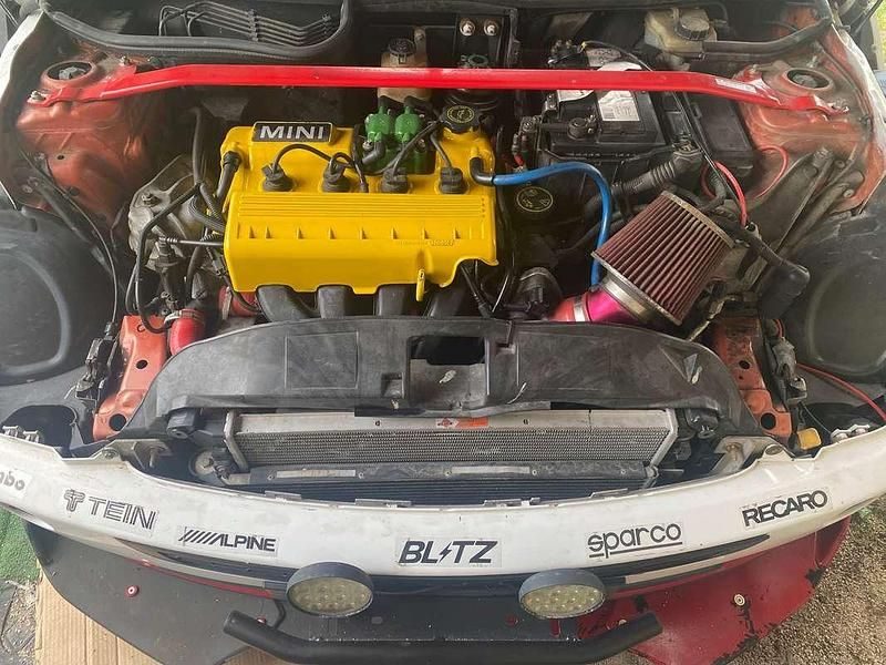 Usata Mini Cooper Cabriolet 116 CV (85 kW) 2005 Bianco Cabrio