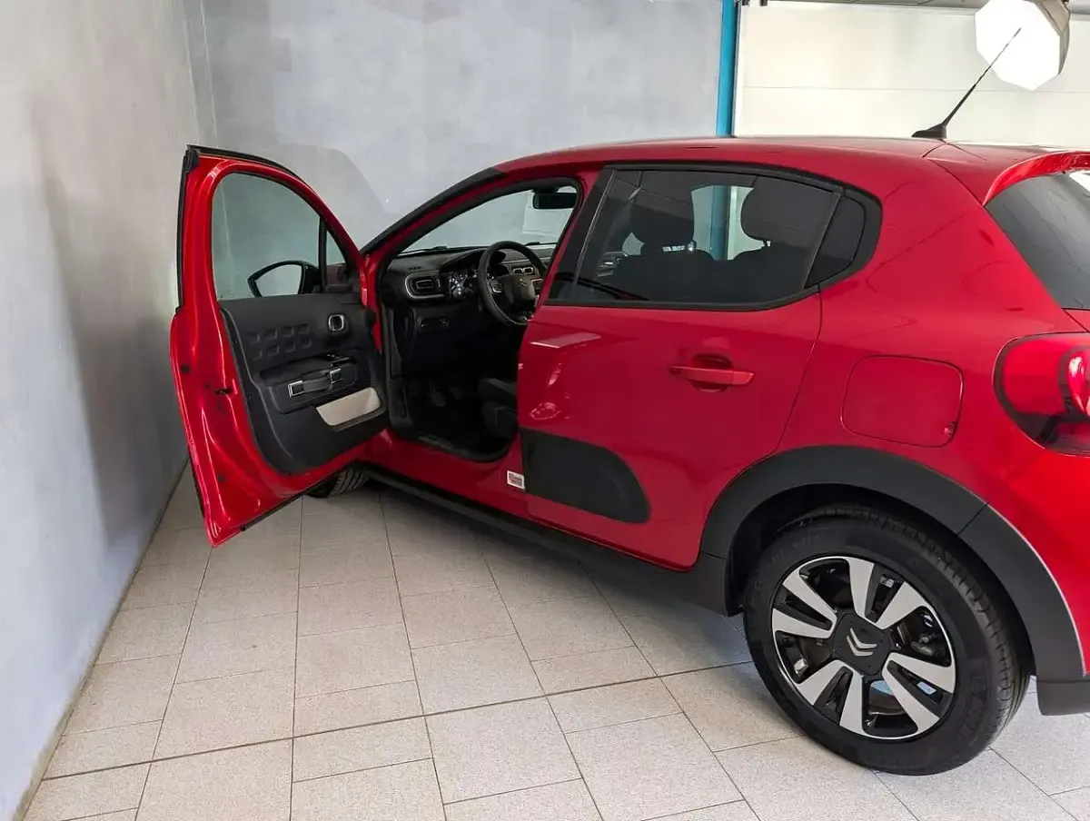 Usata Citroën C3 PureTech 110 CV (80 kW) 2024 Rosso Berlina