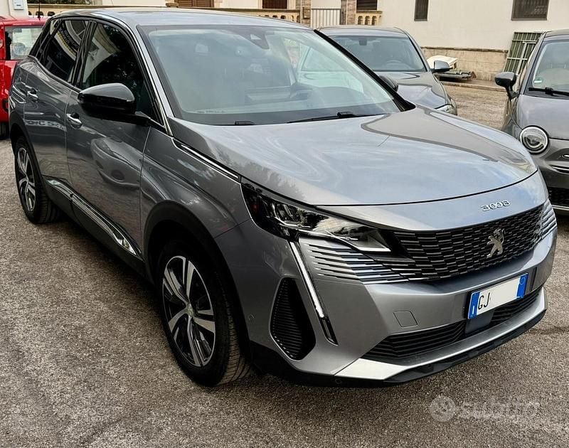 Usata Peugeot 3008 Allure 131 CV (96 kW) 2022 Grigio Station wagon