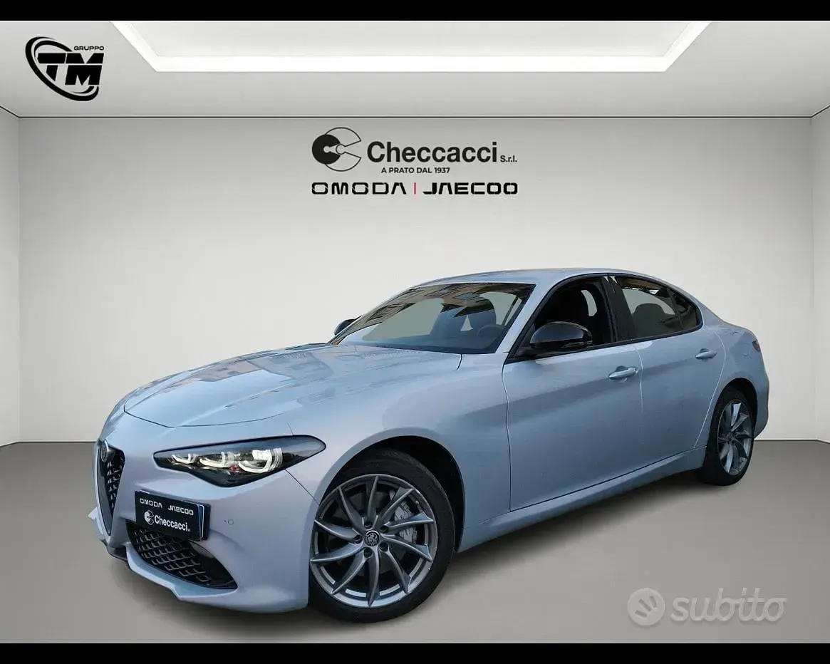 Usata Alfa Romeo Giulia 280 CV (205 kW) 2024 Bianco Berlina
