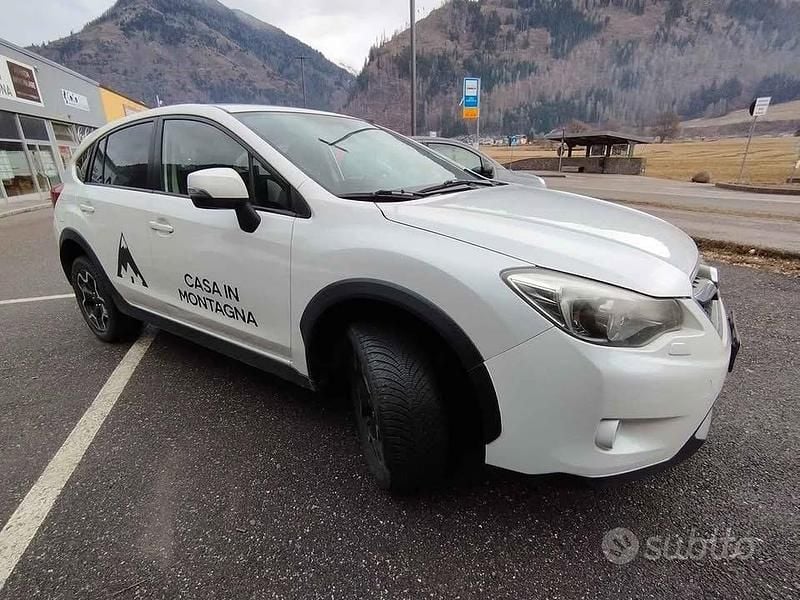 Usata Subaru XV Style 147 CV (108 kW) 2012 Bianco SUV