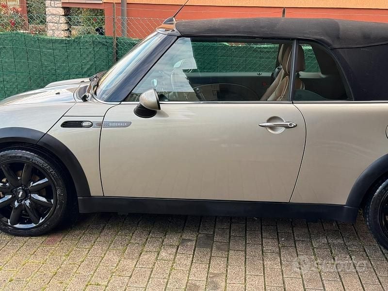 Usata Mini Cooper Cabriolet 116 CV (85 kW) 2007 Grigio Cabrio