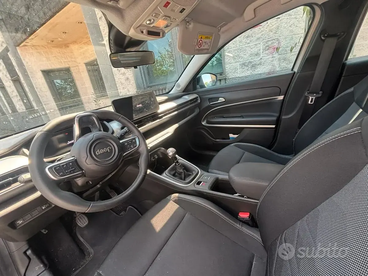 Usata Jeep Avenger 101 CV (74 kW) 2023 SUV