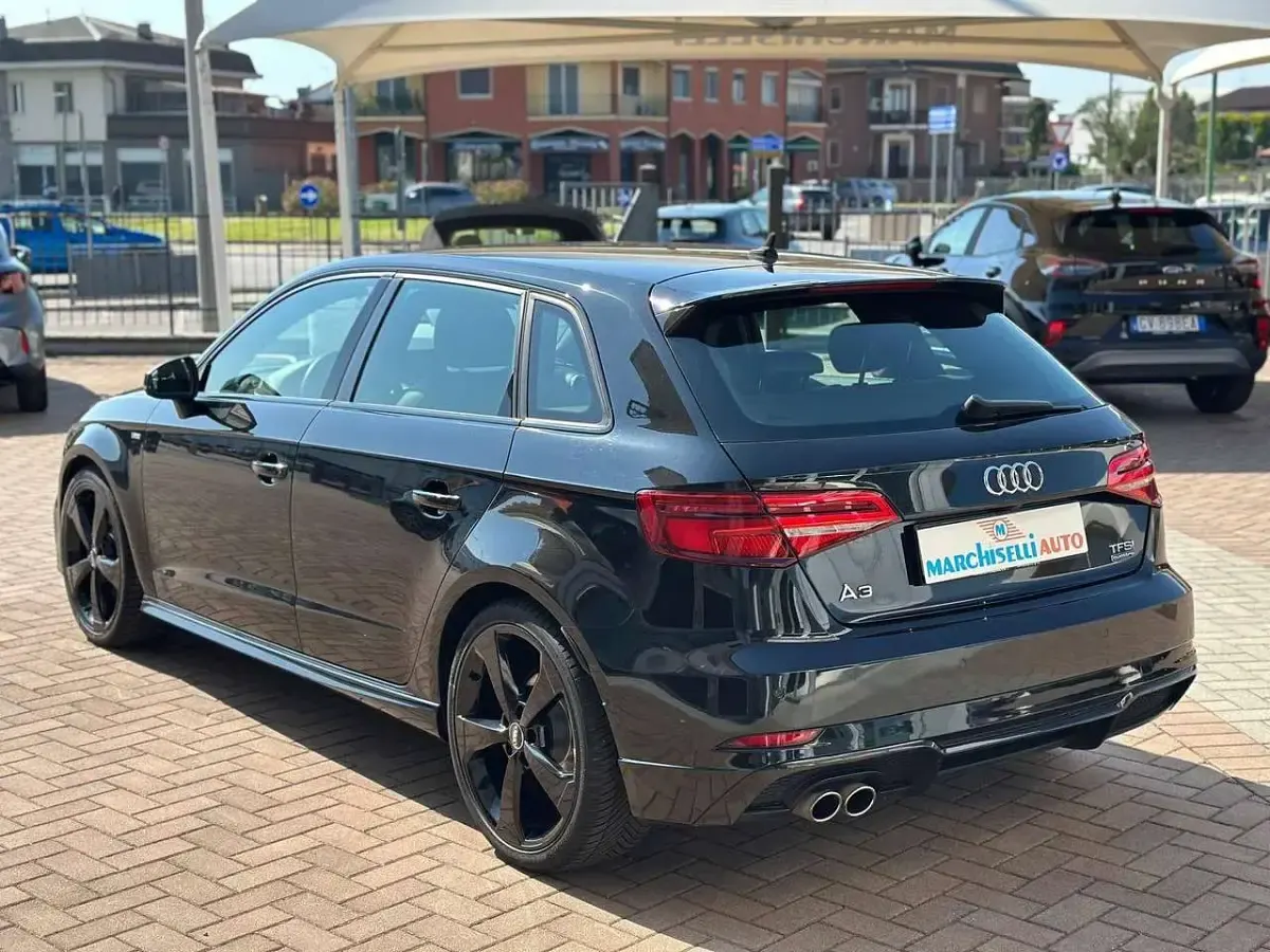 Usata Audi A3 S-Line 190 CV (139 kW) 2018 Nero Berlina