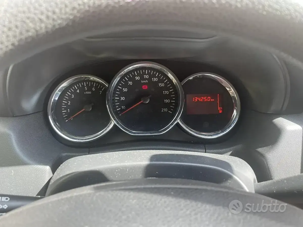 Usata Dacia Duster 109 CV (80 kW) 2016 Nero SUV