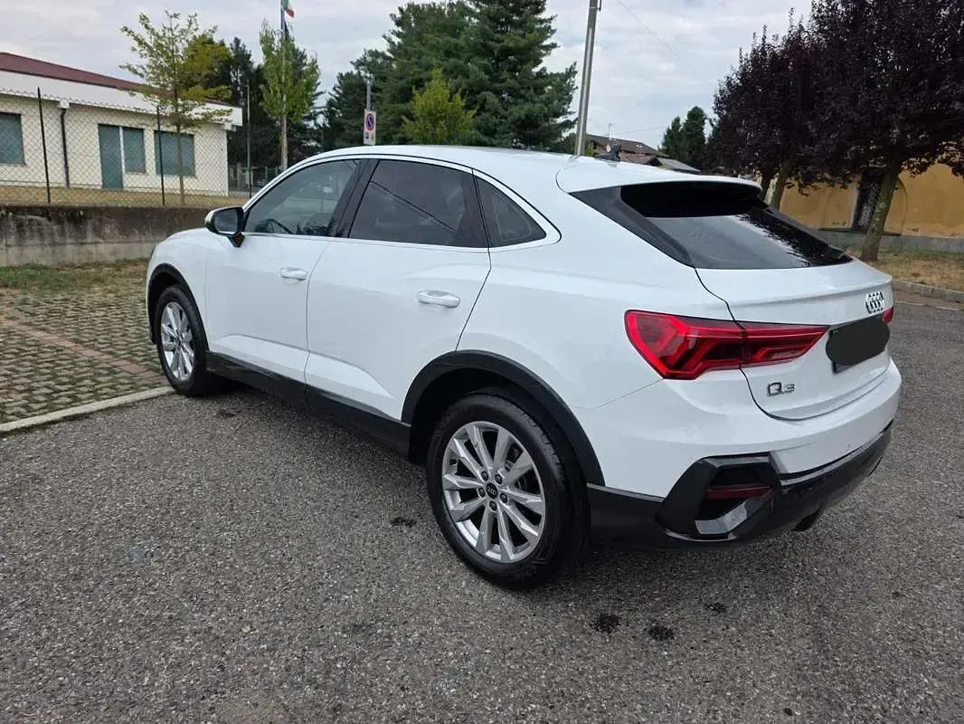 Usata Audi Q3 Business 150 CV (110 kW) 2023 SUV