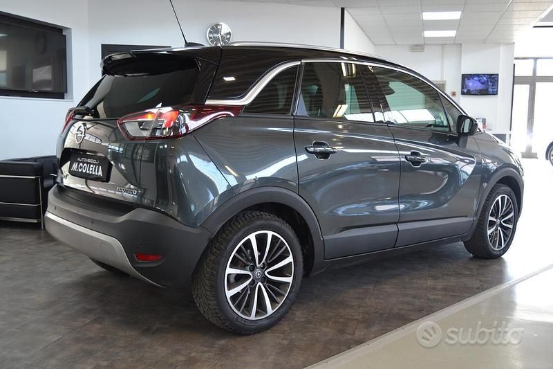 Usata Opel Crossland X Ultimate 100 CV (73 kW) 2017 Grigio SUV