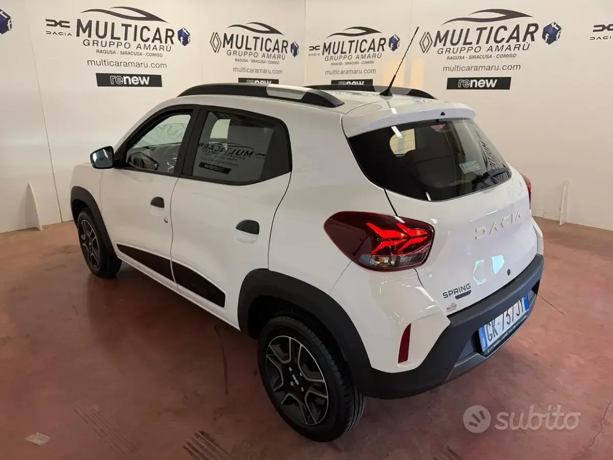 Usata Dacia Spring Business 18 kW (25 CV) 2023 Bianco Utilitaria
