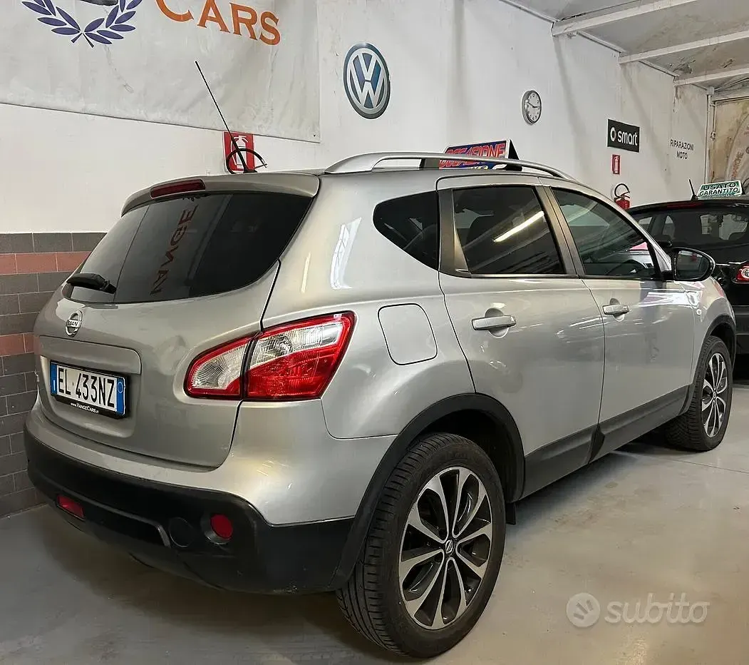 Usata Nissan Qashqai N-TEC 116 CV (85 kW) 2012 Grigio SUV