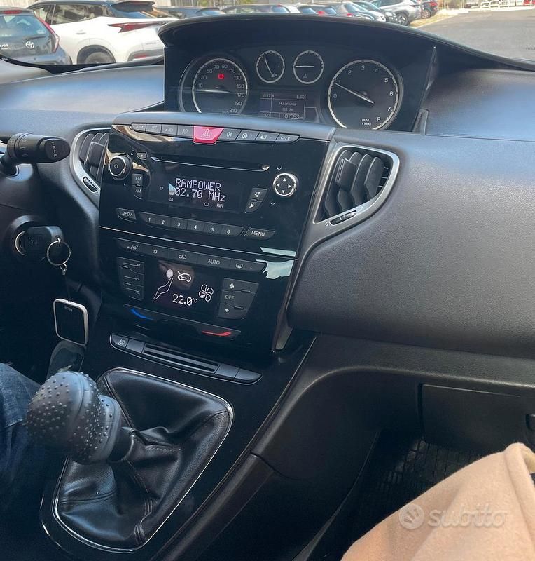 Usata Lancia Ypsilon S 2011 Utilitaria