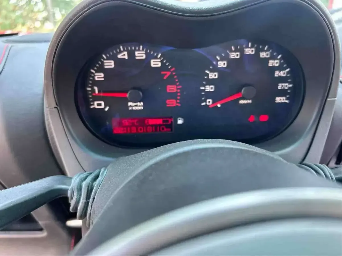 Usata Lotus Elise 220 CV (161 kW) 2021 Rosso Cabrio