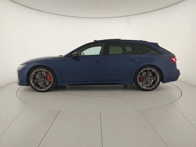 Usata Audi RS6 Performance 630 CV (463 kW) 2024 Vernice effetto opaco audi exclusive Station wagon