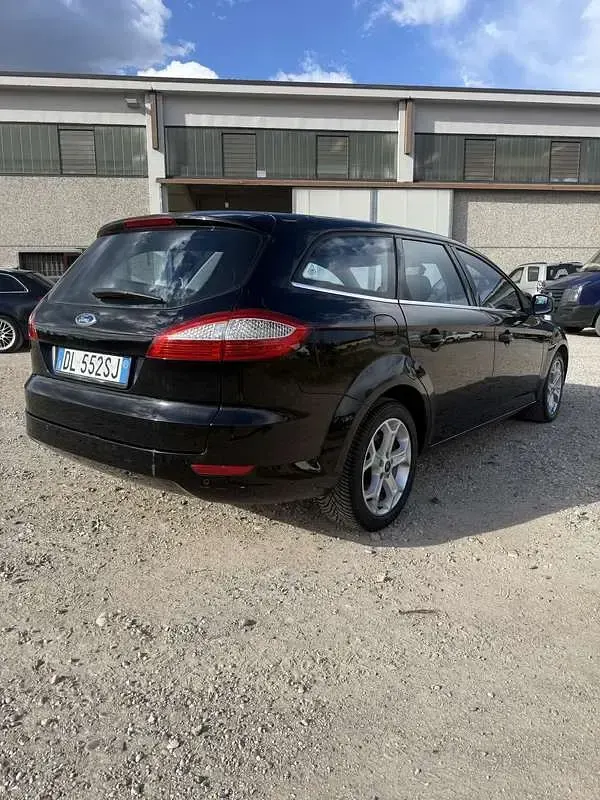 Usata Ford Mondeo Ghia 131 CV (96 kW) 2007 Station wagon