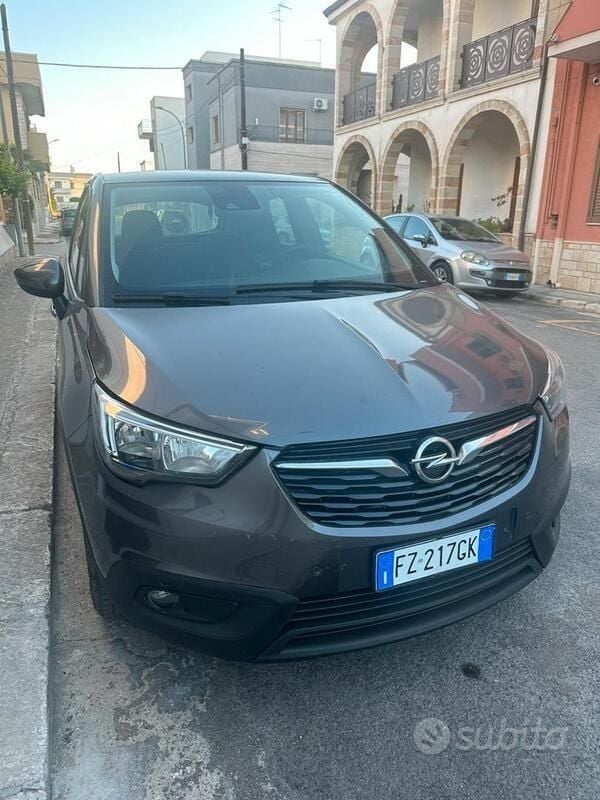 Grigio Usata 2020 Opel Crossland X SUV | 11.500 € (Buon prezzo) - Immagine 1/3