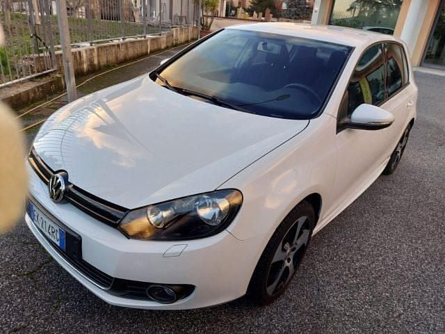Usata VW Golf VI Edition 105 CV (77 kW) 2011 Bianco Utilitaria