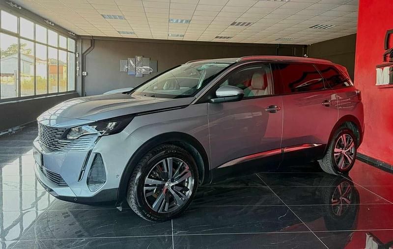 Grigio Usata 2021 Peugeot 5008 Allure SUV | 18.900 € (Ottimo prezzo) - Immagine 1/4
