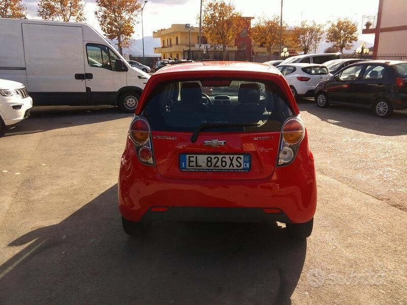 Usata Chevrolet Spark LS 68 CV (50 kW) 2012 Rosso Utilitaria