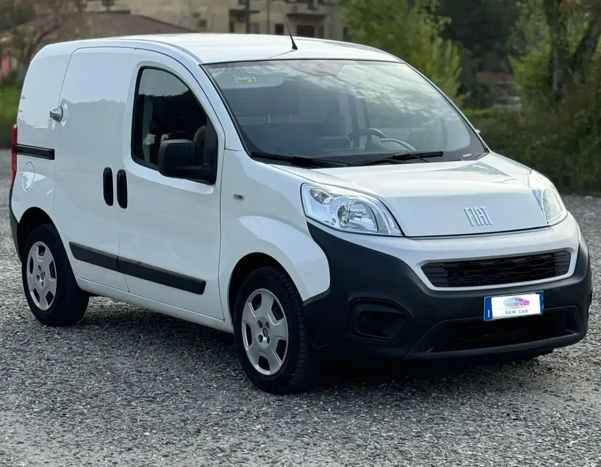 Usata Fiat Fiorino 80 CV (58 kW) 2022 Bianco Monovolume