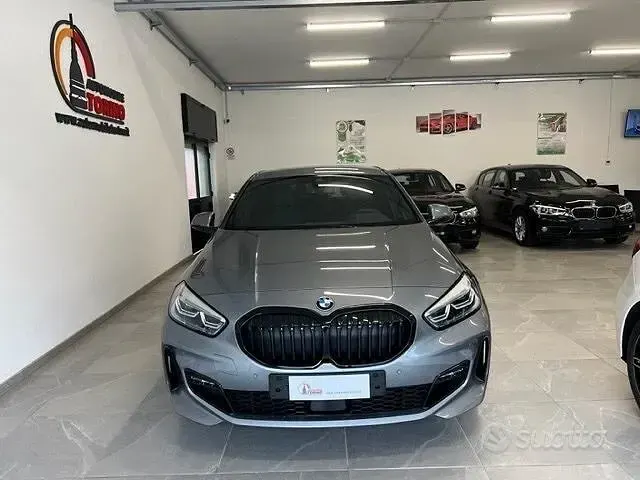 Usata BMW 118 M Sport 136 CV (100 kW) 2023 Grigio Utilitaria