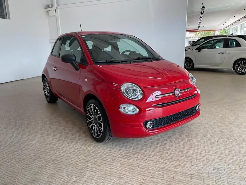 Usata Fiat 500 69 CV (50 kW) 2024 Rosso Berlina