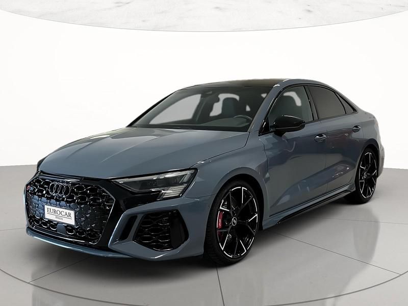 Usata Audi RS3 400 CV (294 kW) 2022 Grigio kemora metallizzato Berlina