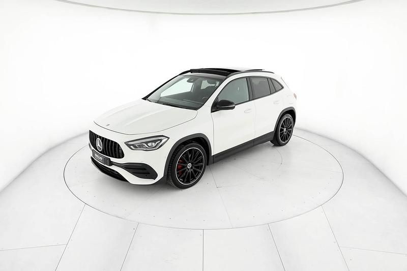 Usata Mercedes GLA200 Premium 150 CV (110 kW) 2023 Bianco SUV