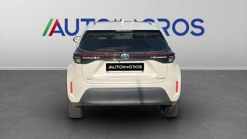 Usata Toyota Yaris Cross Lounge 92 CV (67 kW) 2022 Bianco SUV